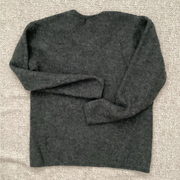 Gap Grey Wool V-Neck Cardigan, Size L - Picture 4 of 8